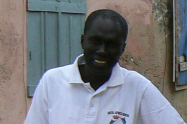 Abdou Babou DIA vous souhaites ses bons voeux depuis Somone.