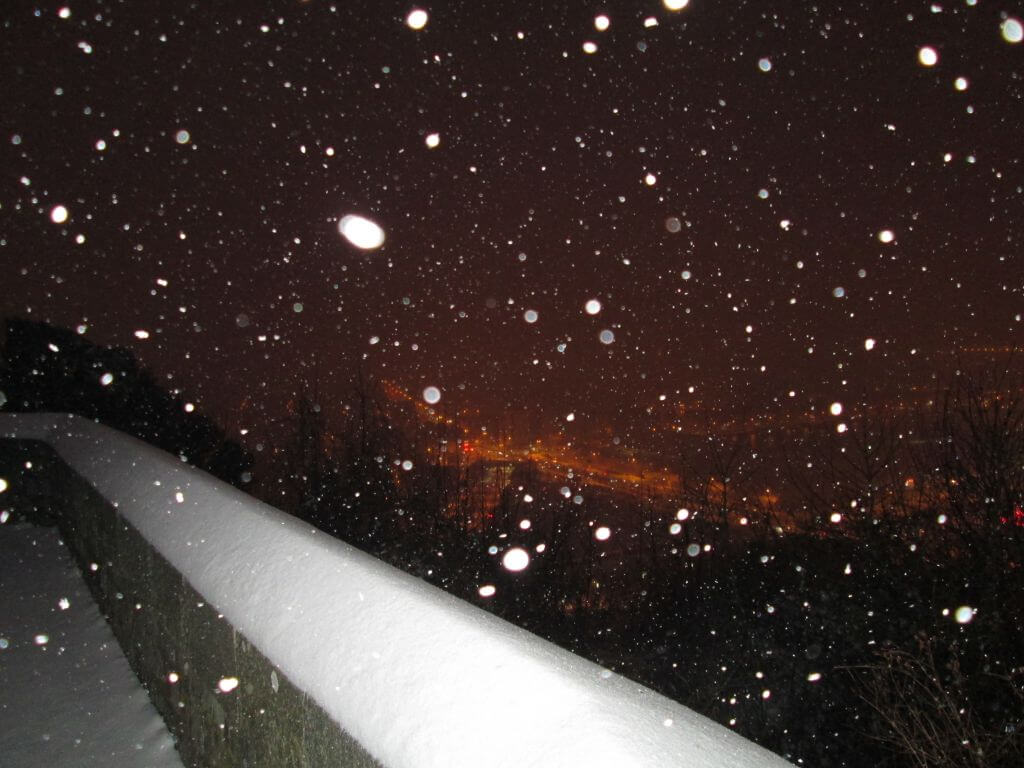 neige au balcon
